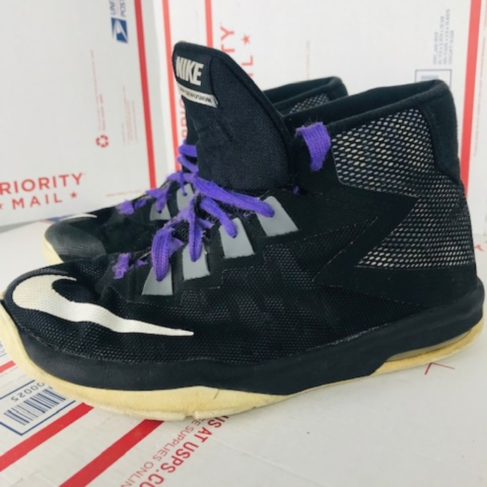 Nike Youth Air Devosion Black 845081-001 Size 6Y